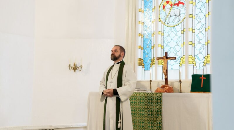 Le parcours à suivre pour devenir prêtre